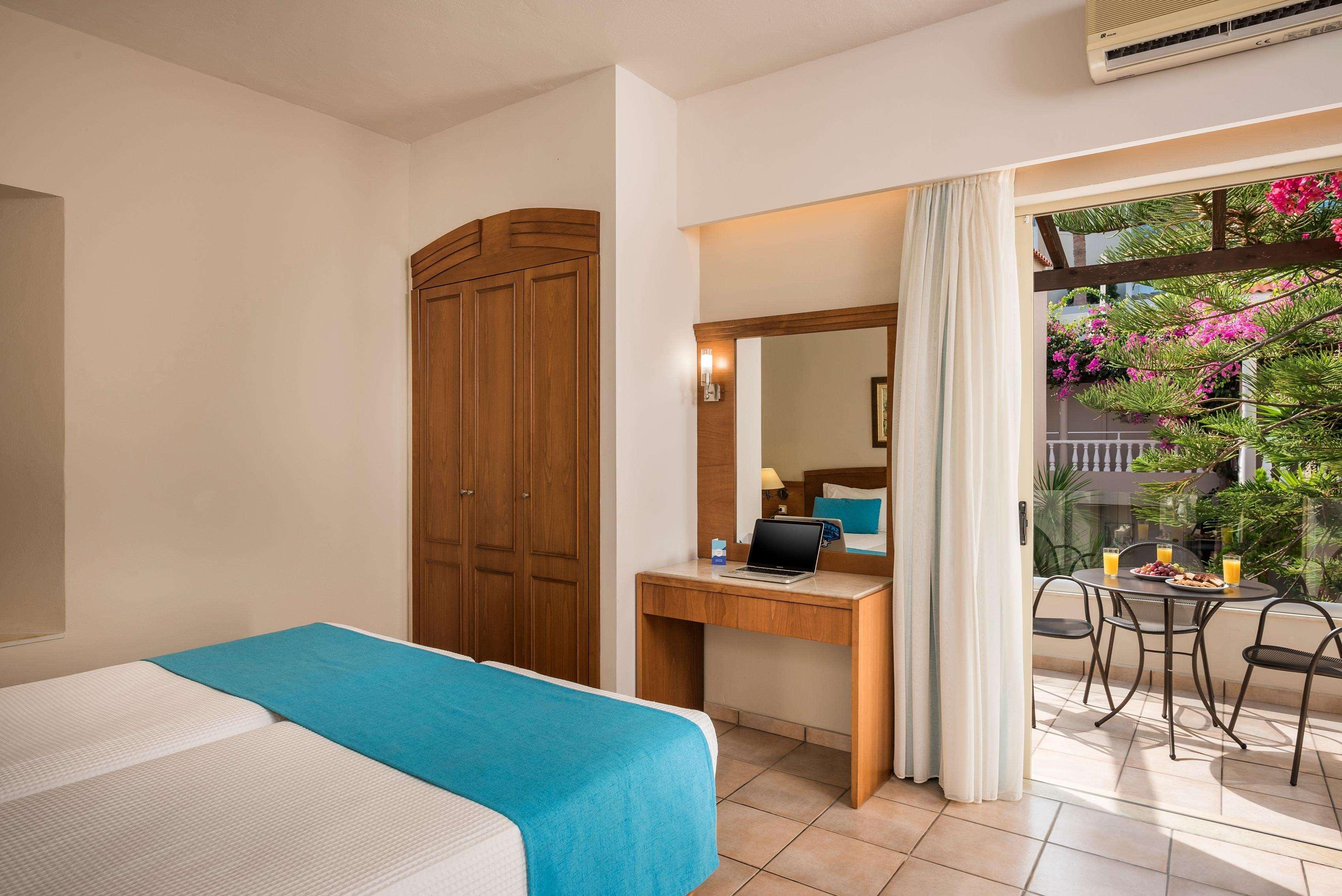 Elotis Suites (Adults Only) Agia Marina Eksteriør bilde