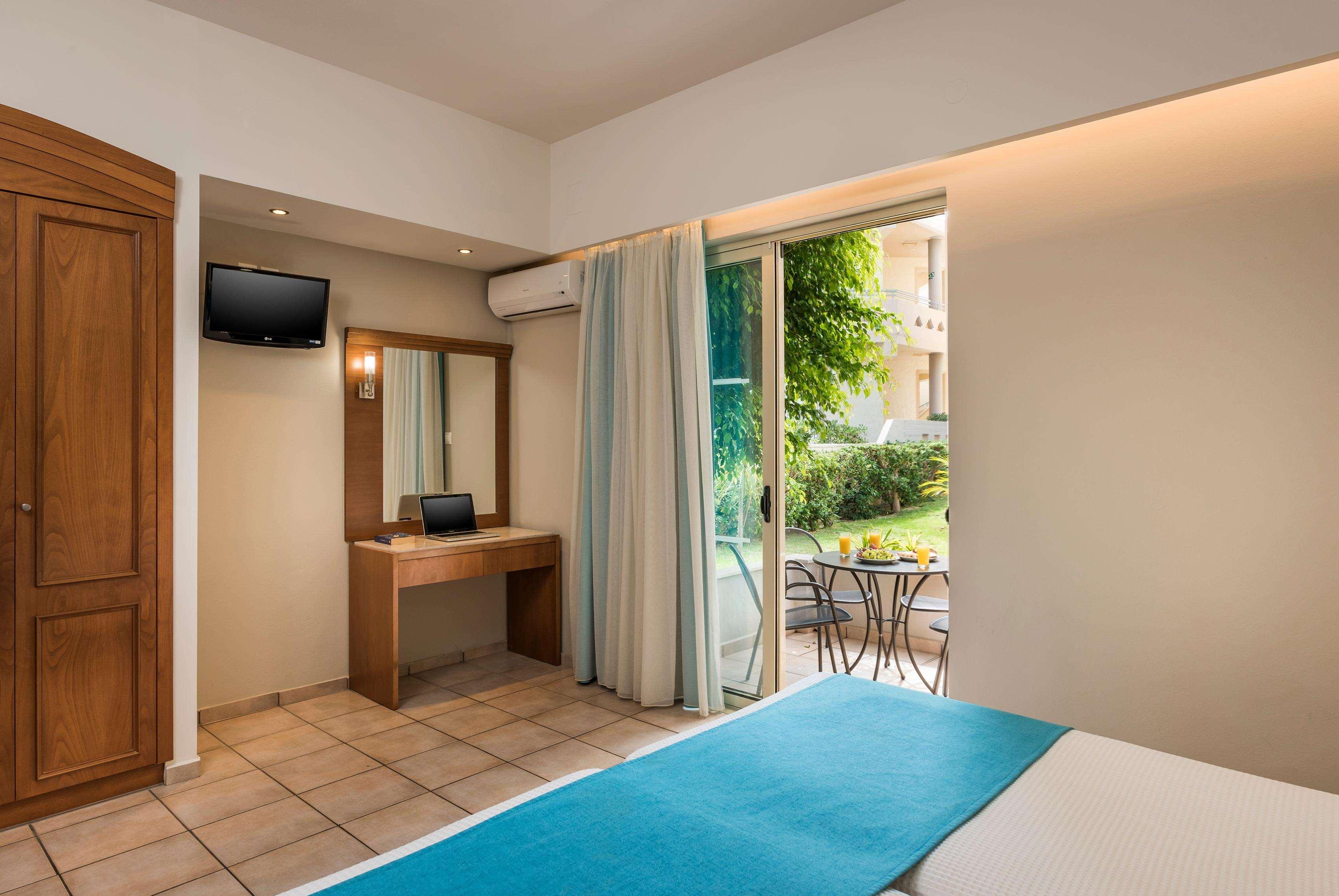 Elotis Suites (Adults Only) Agia Marina Eksteriør bilde