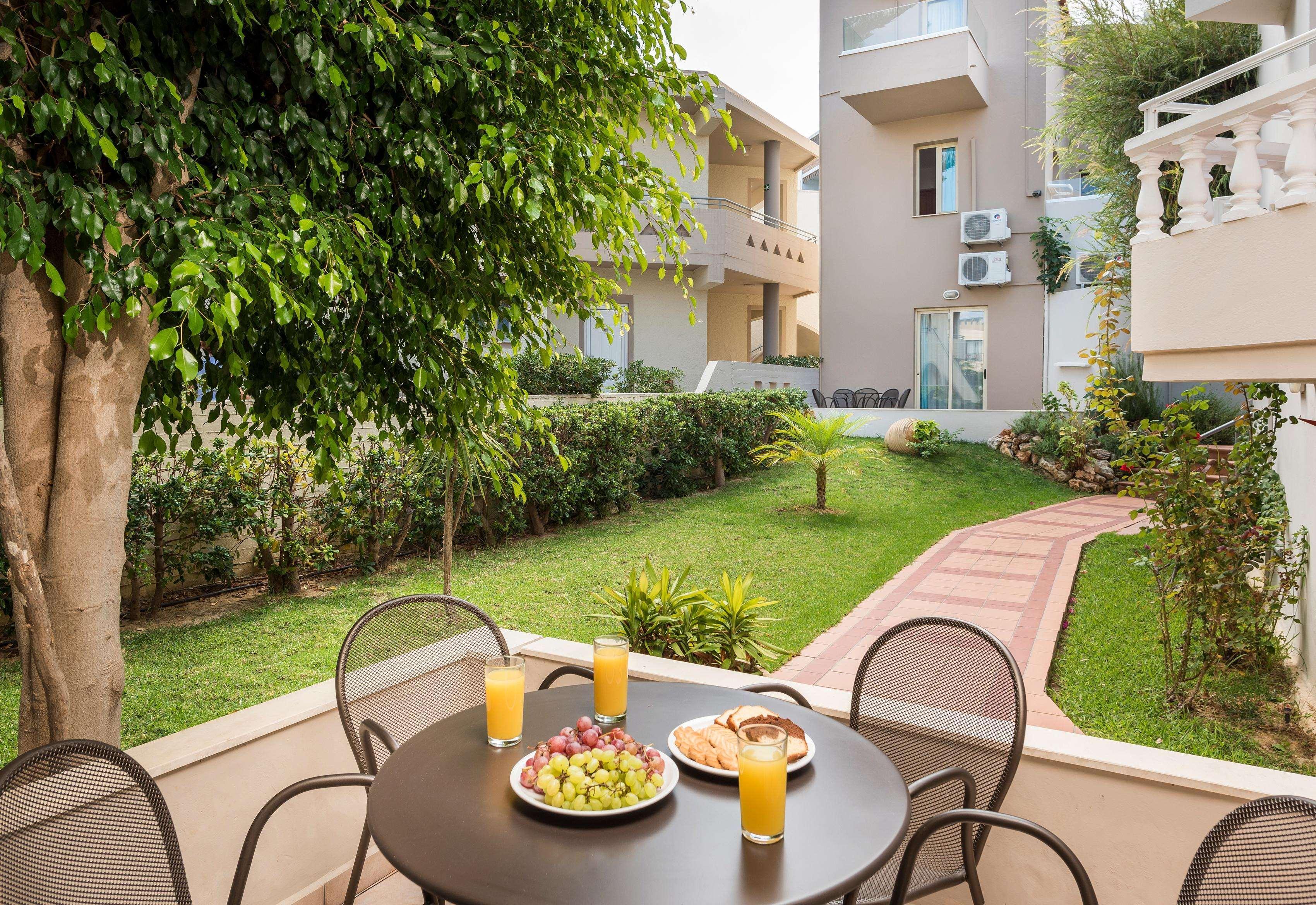 Elotis Suites (Adults Only) Agia Marina Eksteriør bilde